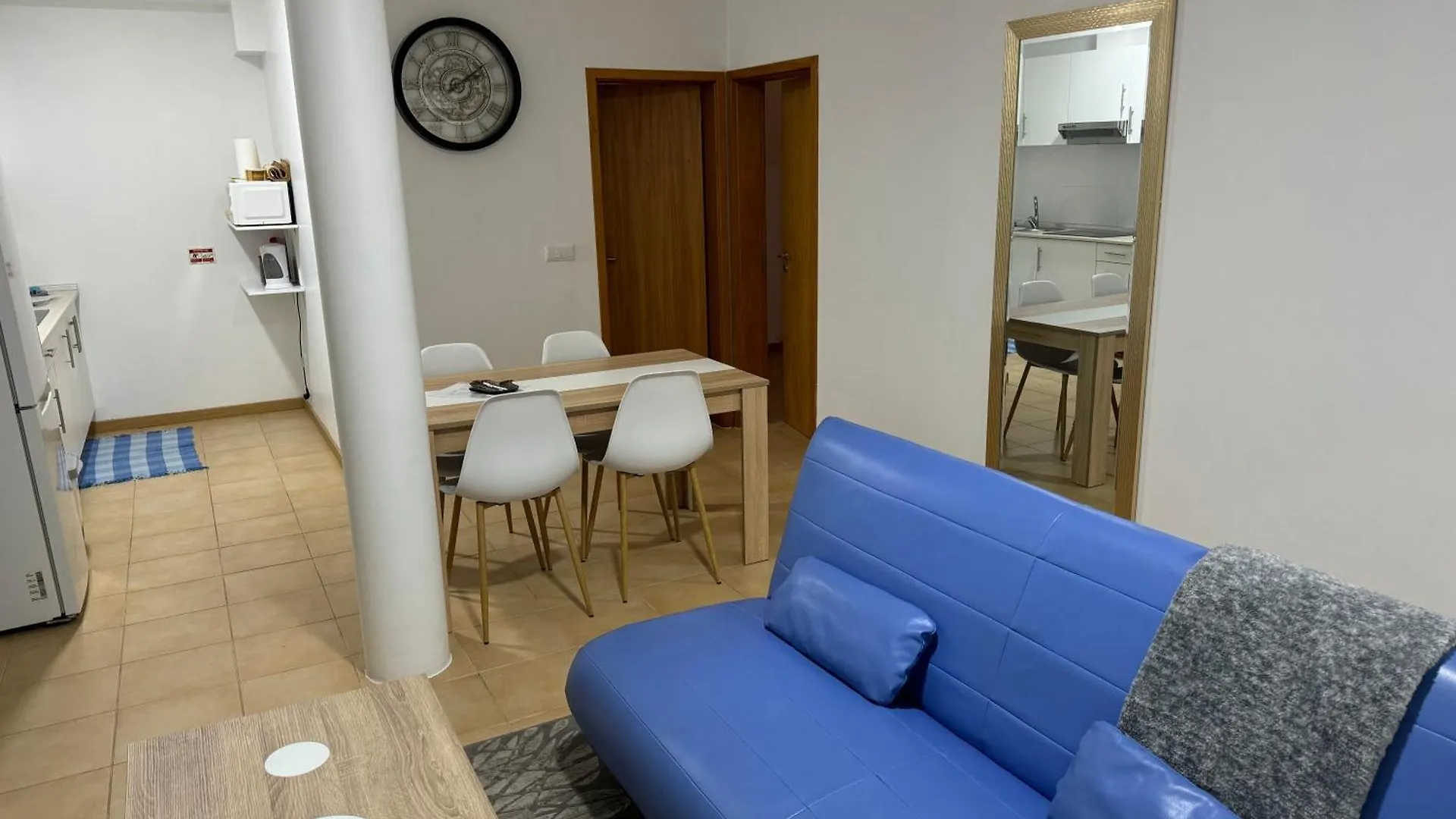 Alforra Residence 1-T2-Centro-Praias-Levadas Camara de Lobos