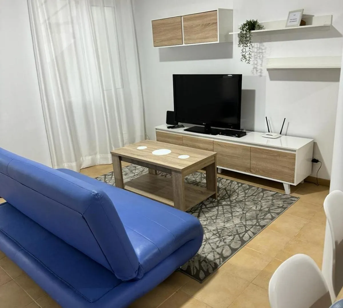 Alforra Residence 1-T2-Centro-Praias-Levadas 카메라데로보스 펜션