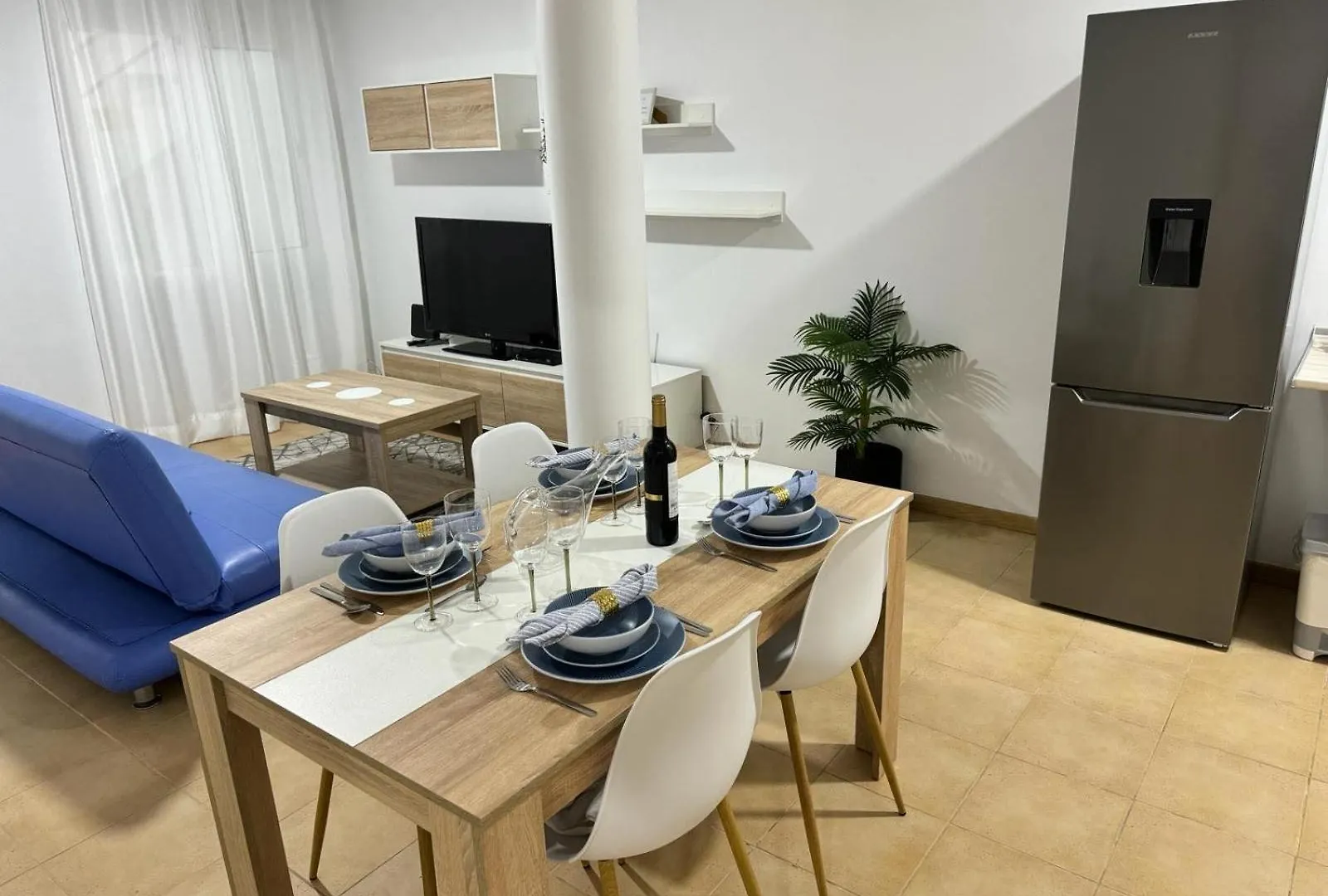 Alforra Residence 1-T2-Centro-Praias-Levadas Camara de Lobos